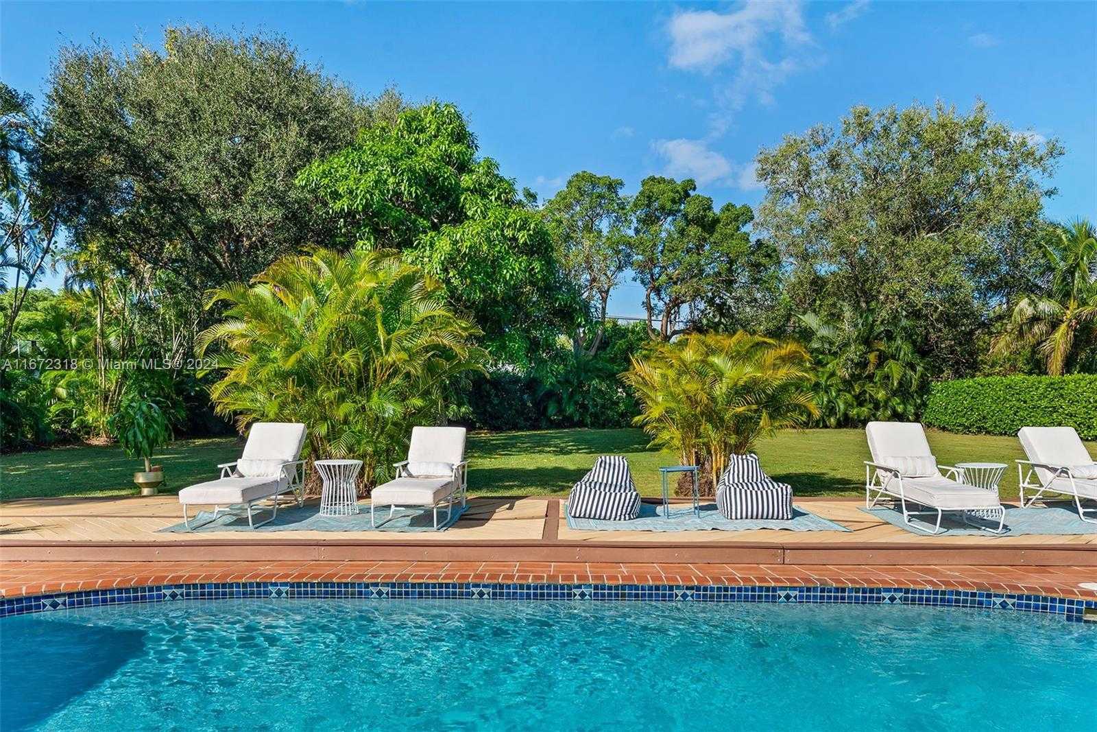 Small Image of 11420 SOUTH WEST 80TH RD, Pinecrest Number 19
