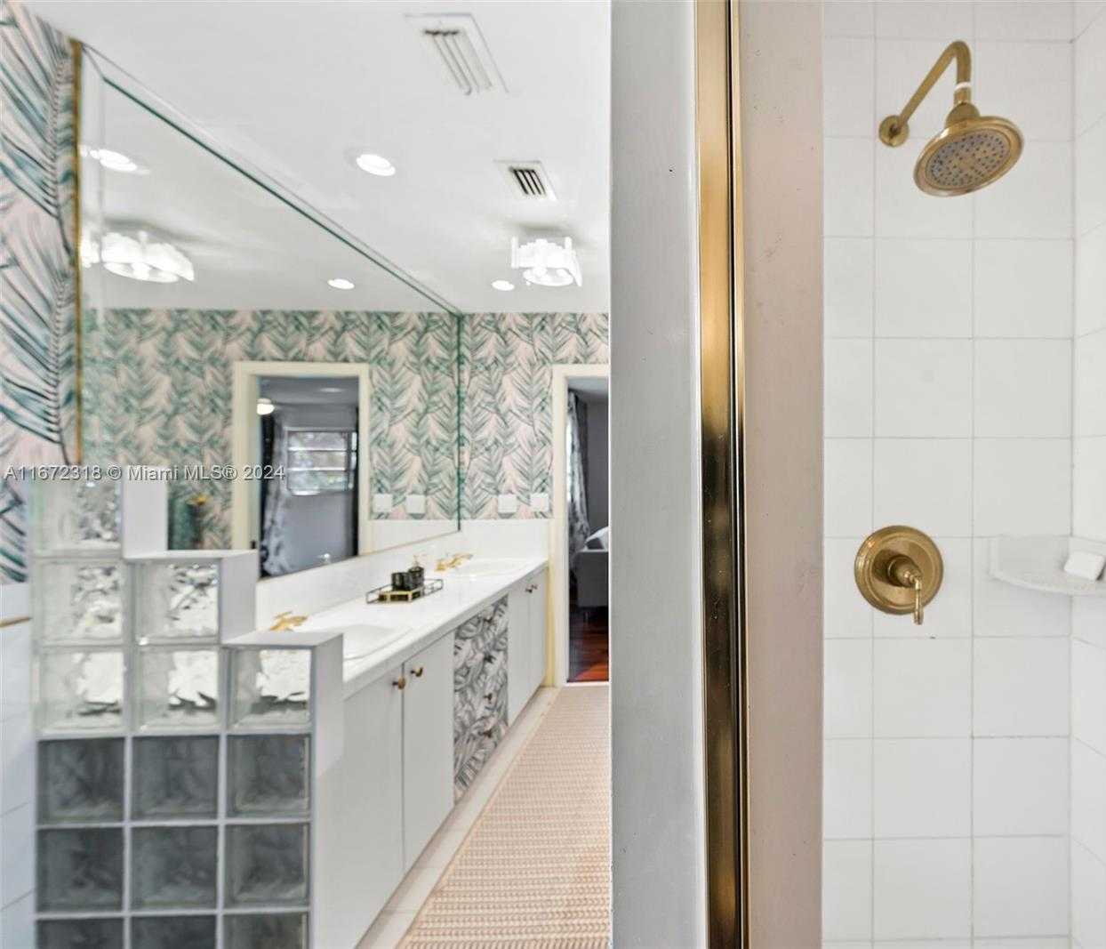 Small Image of 11420 SOUTH WEST 80TH RD, Pinecrest Number 36