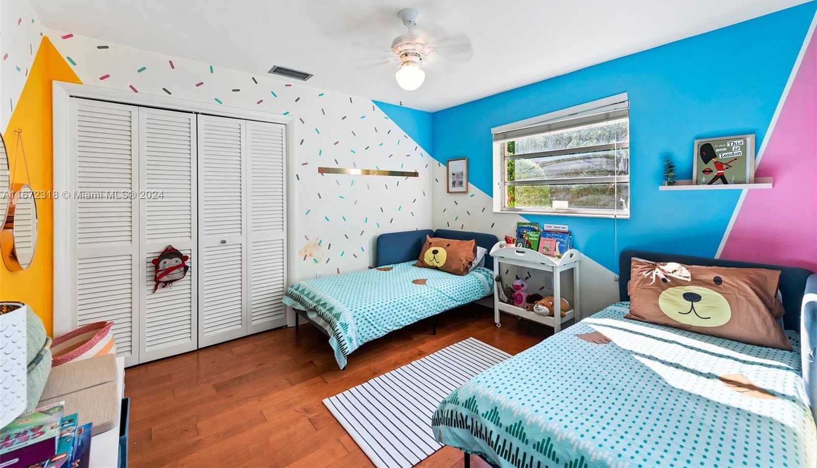 Small Image of 11420 SOUTH WEST 80TH RD, Pinecrest Number 43