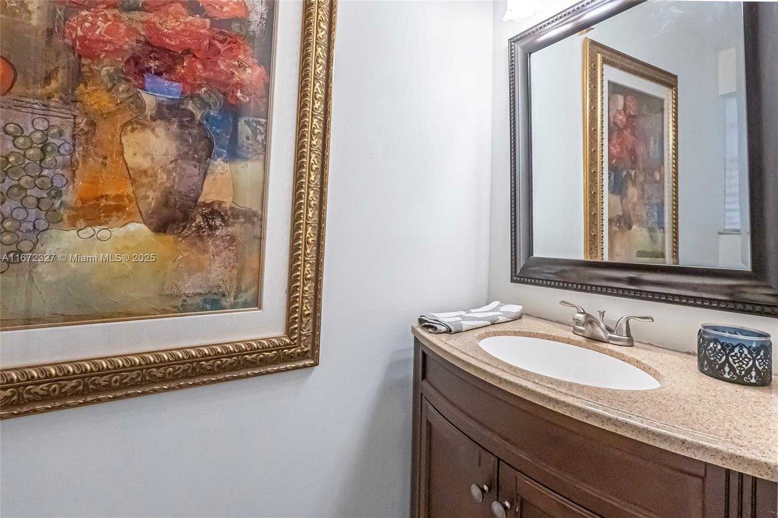 Small Image of 2913 MYRTLE OAK CIR, Davie Number 30