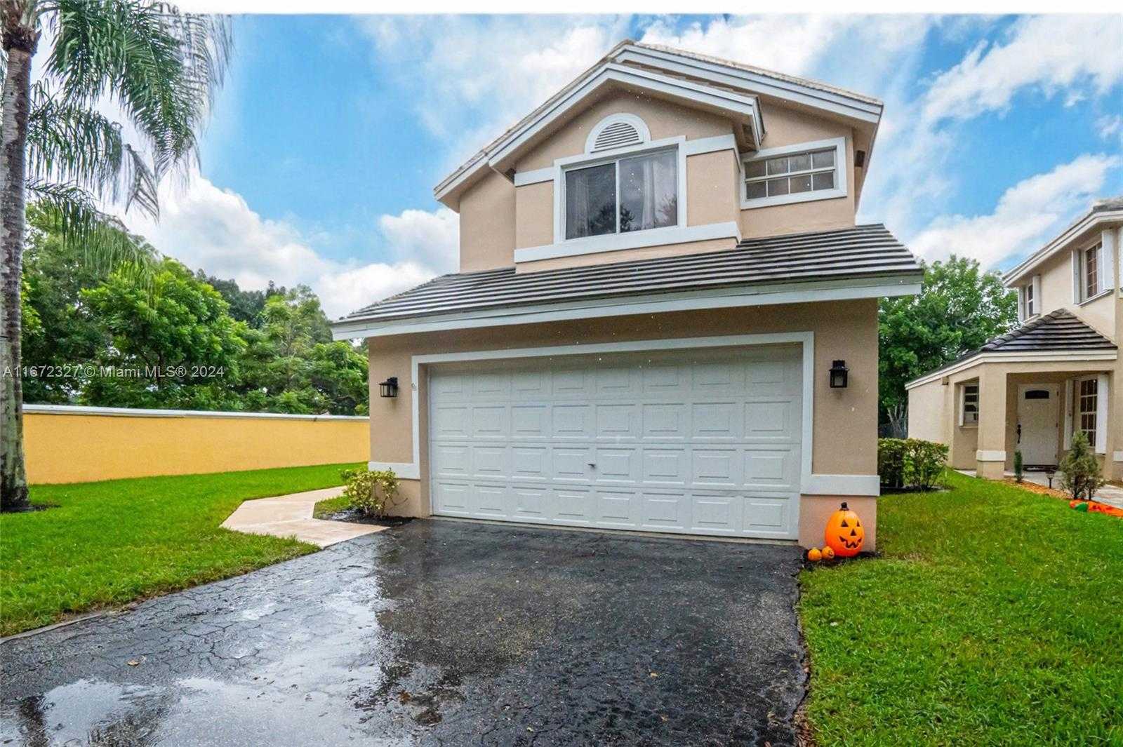 Small Image of 2913 MYRTLE OAK CIR, Davie Number 48