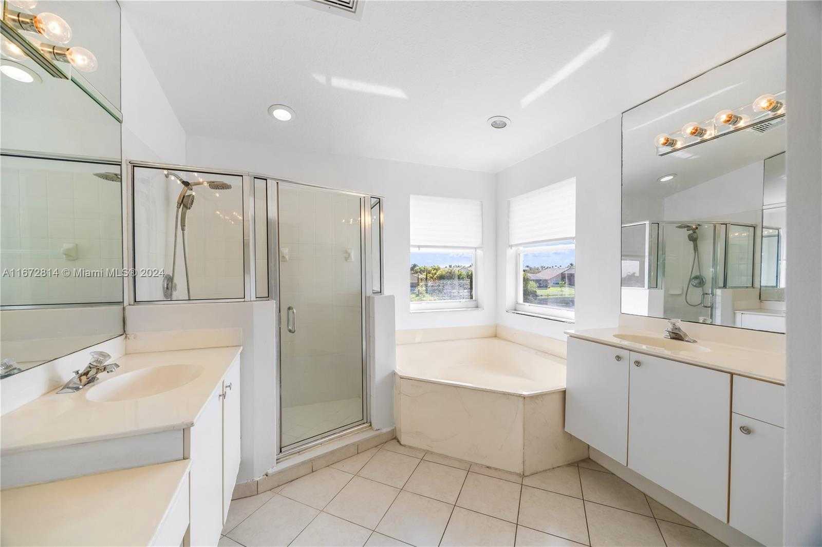 Small Image of 751 SOUTH WEST 191ST AVE, Pembroke Pines Number 22