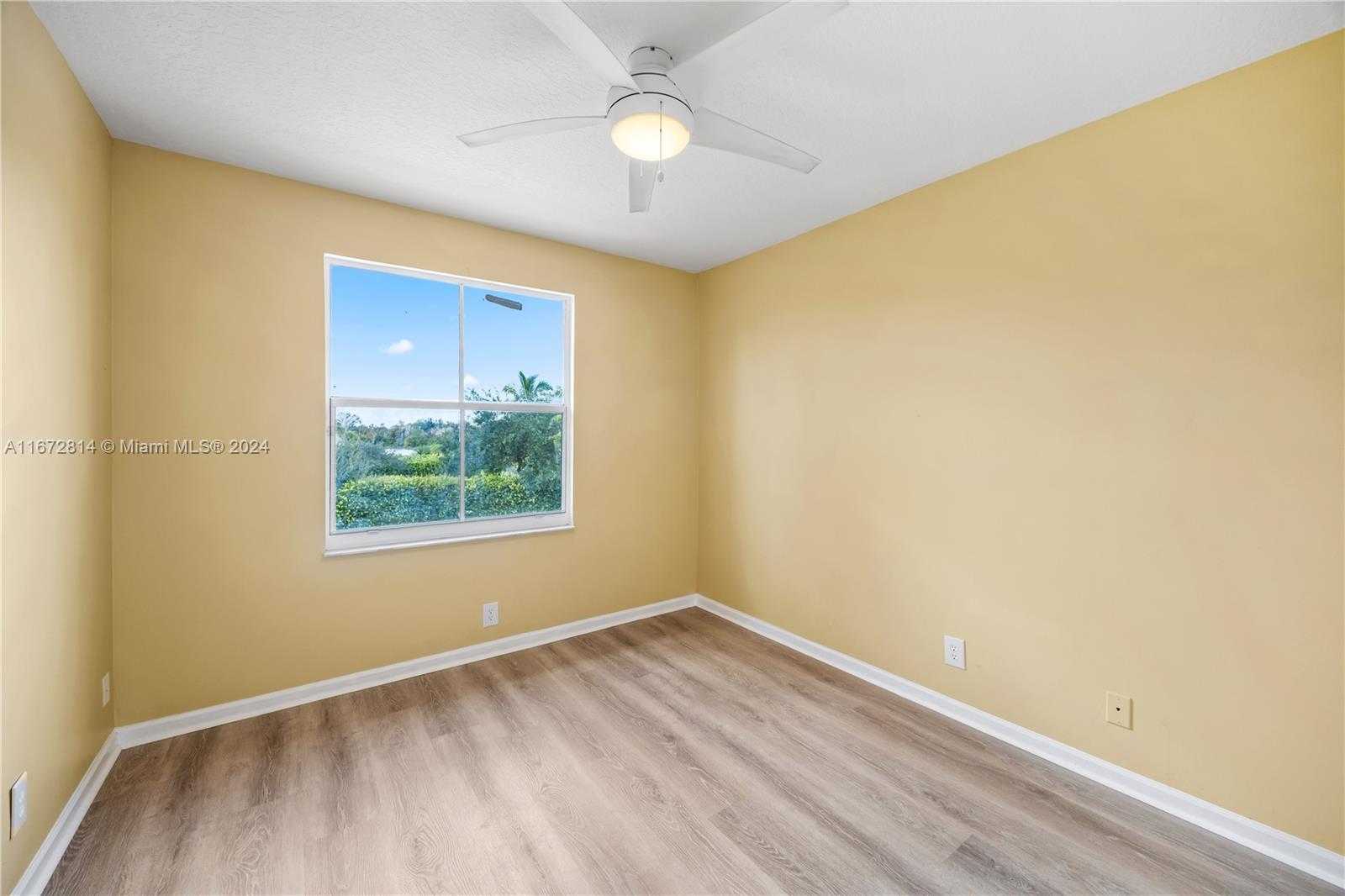 Small Image of 751 SOUTH WEST 191ST AVE, Pembroke Pines Number 25
