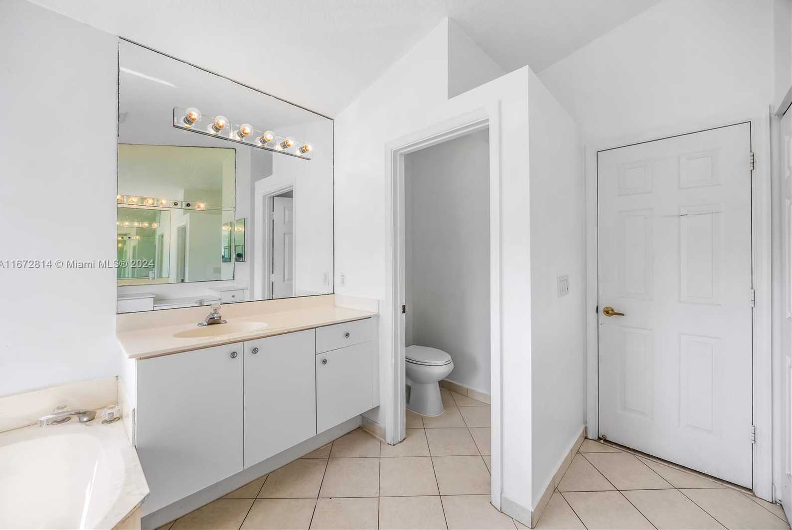 Small Image of 751 SOUTH WEST 191ST AVE, Pembroke Pines Number 28
