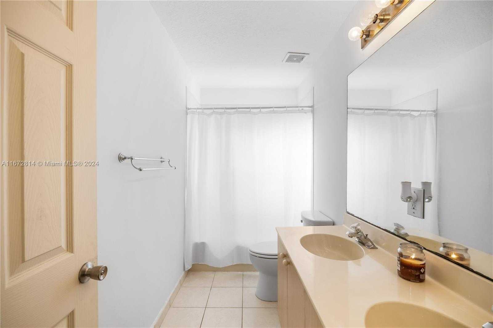 Small Image of 751 SOUTH WEST 191ST AVE, Pembroke Pines Number 30