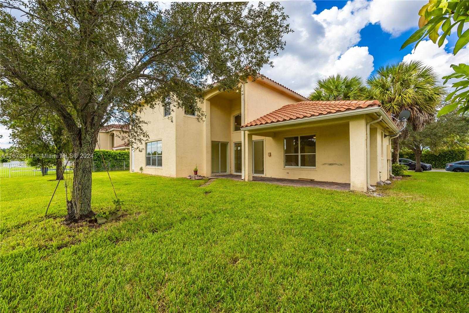 Small Image of 751 SOUTH WEST 191ST AVE, Pembroke Pines Number 33