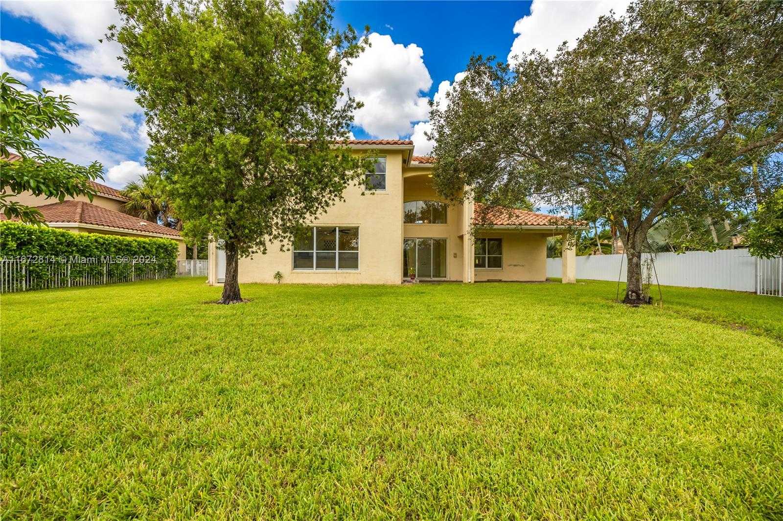 Small Image of 751 SOUTH WEST 191ST AVE, Pembroke Pines Number 34