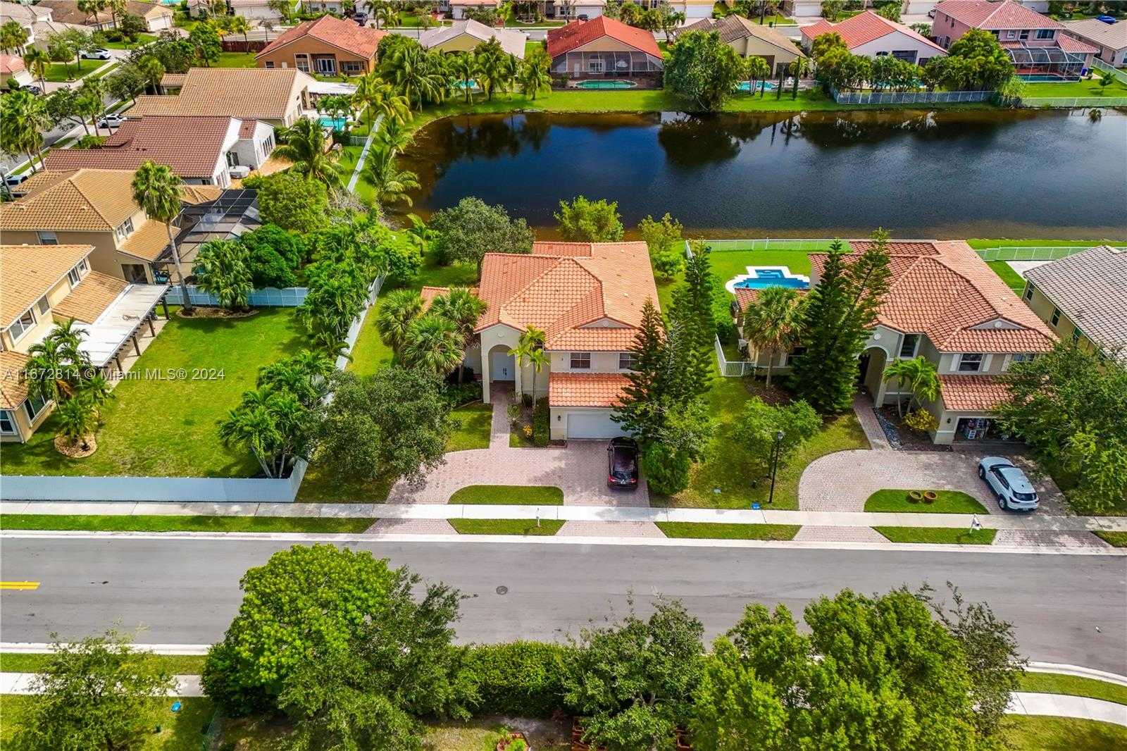 Small Image of 751 SOUTH WEST 191ST AVE, Pembroke Pines Number 42