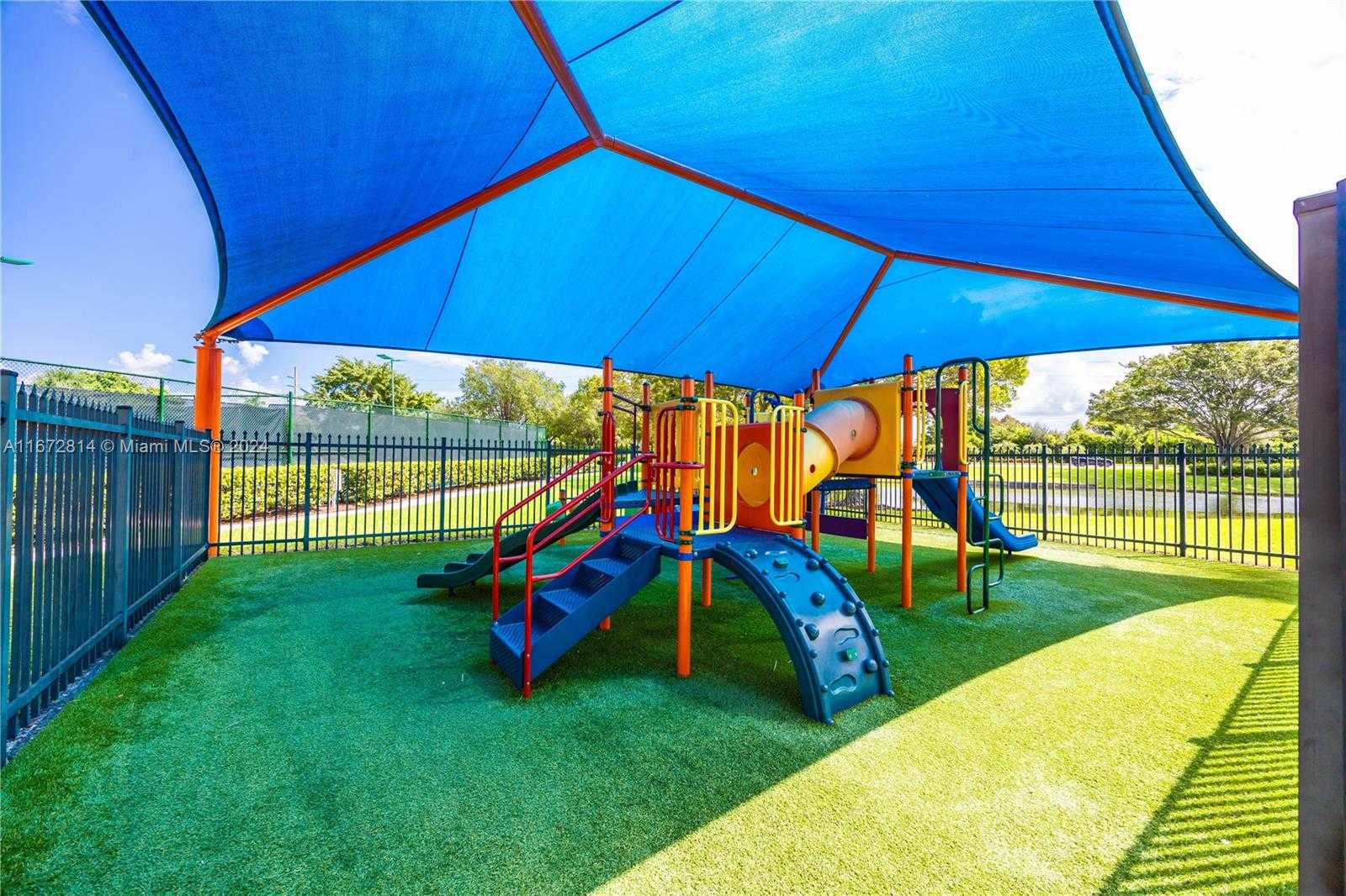 Small Image of 751 SOUTH WEST 191ST AVE, Pembroke Pines Number 48