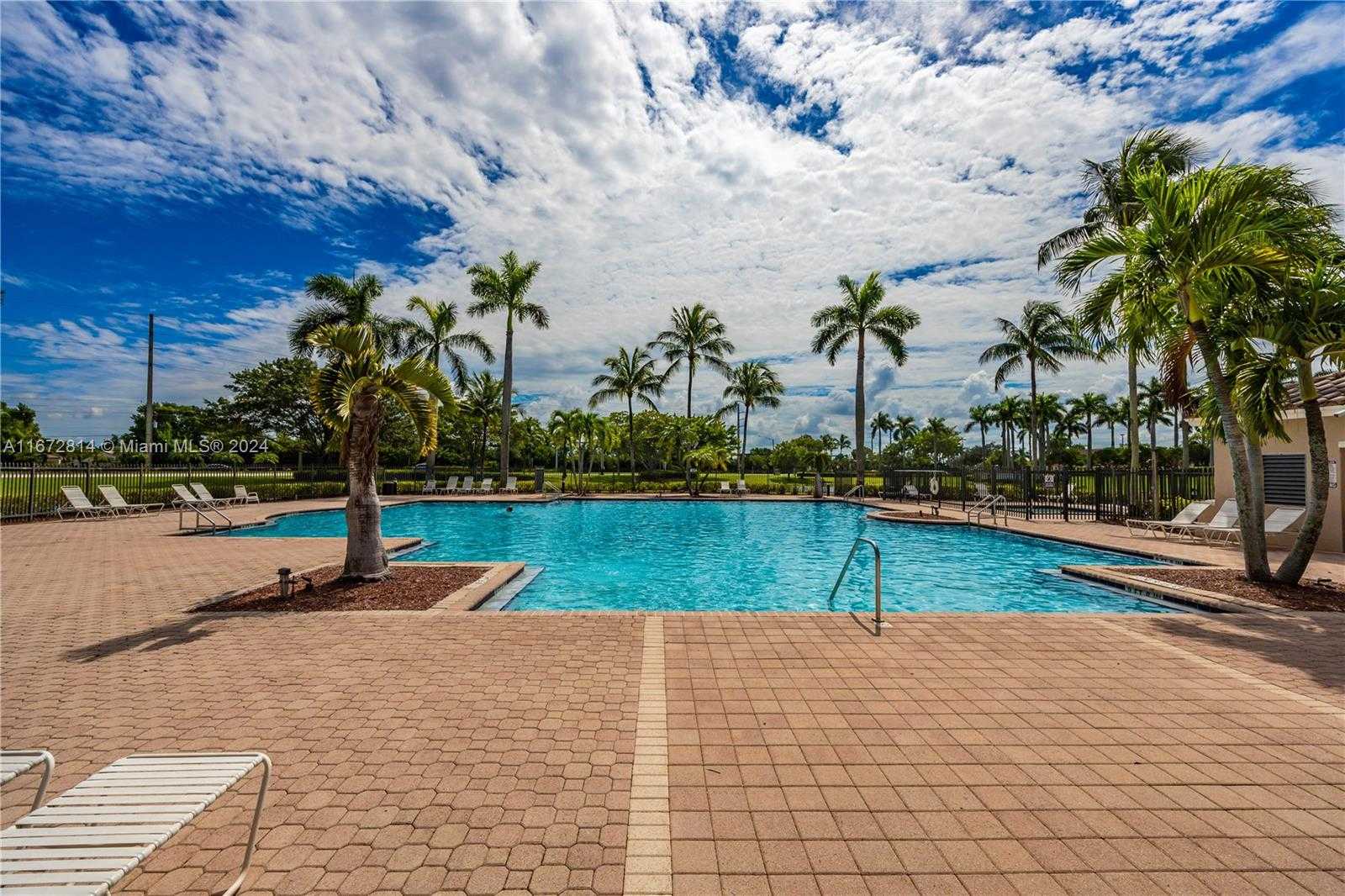Small Image of 751 SOUTH WEST 191ST AVE, Pembroke Pines Number 49
