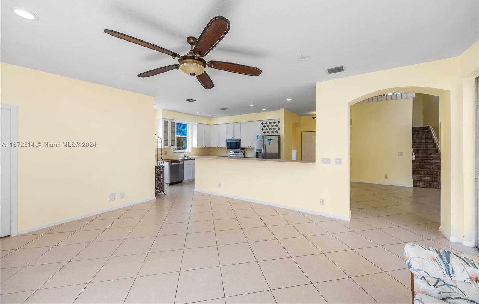 Small Image of 751 SOUTH WEST 191ST AVE, Pembroke Pines Number 9