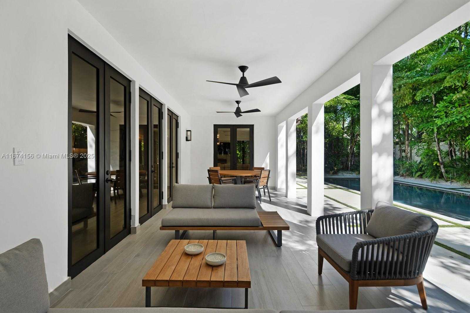 Small Image of 5735 NORTH BAY RD, Miami Beach Number 34
