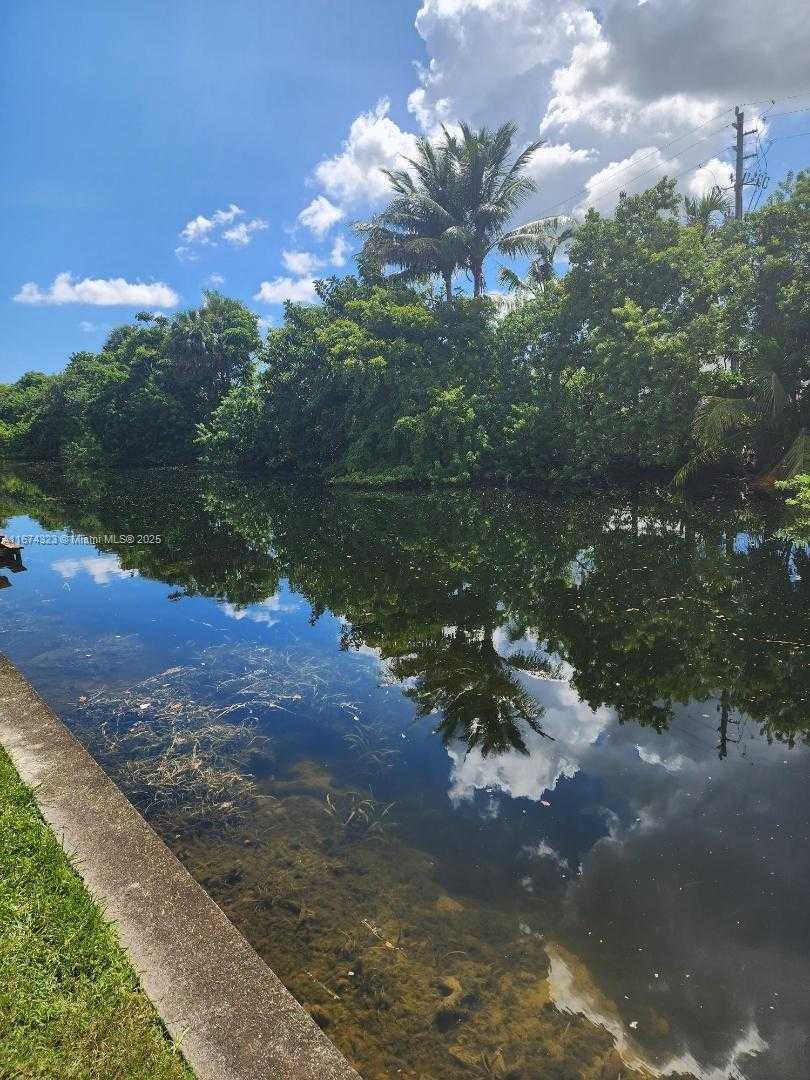 Small Image of 4200 NORTH WEST 47TH ST, Tamarac Number 20
