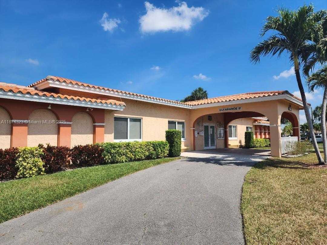 Small Image of 4200 NORTH WEST 47TH ST, Tamarac Number 22