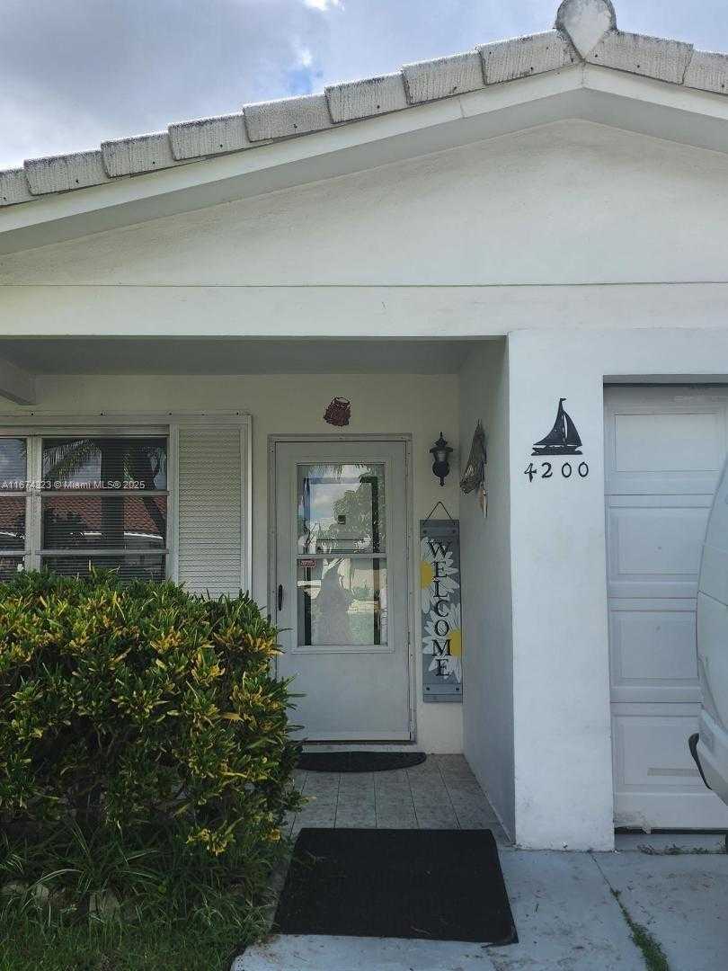 Small Image of 4200 NORTH WEST 47TH ST, Tamarac Number 3