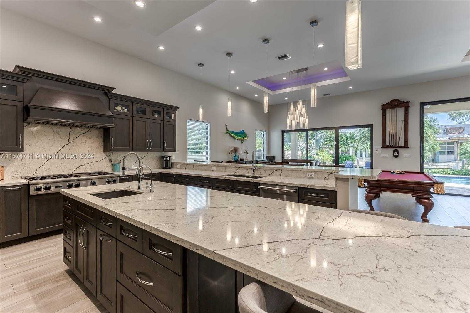 Small Image of 829 PONCE DE LEON DR, Fort Lauderdale Number 11