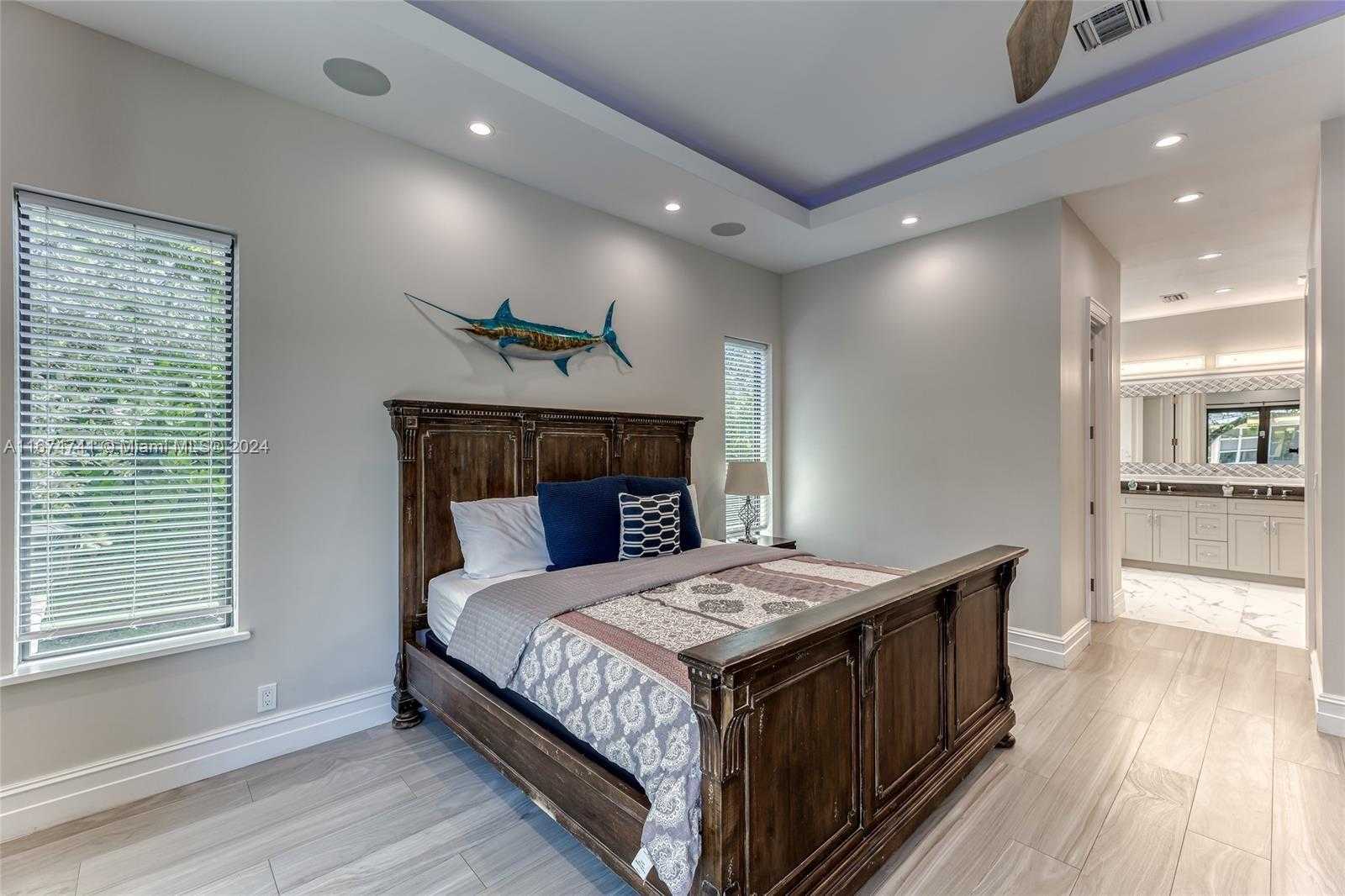 Small Image of 829 PONCE DE LEON DR, Fort Lauderdale Number 17