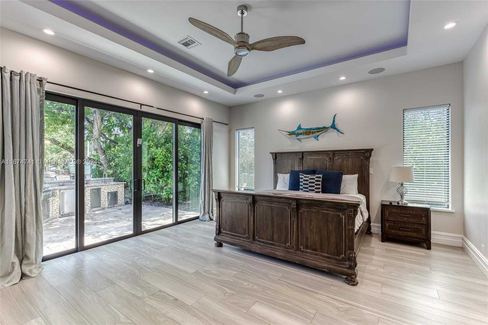 Small Image of 829 PONCE DE LEON DR, Fort Lauderdale Number 19
