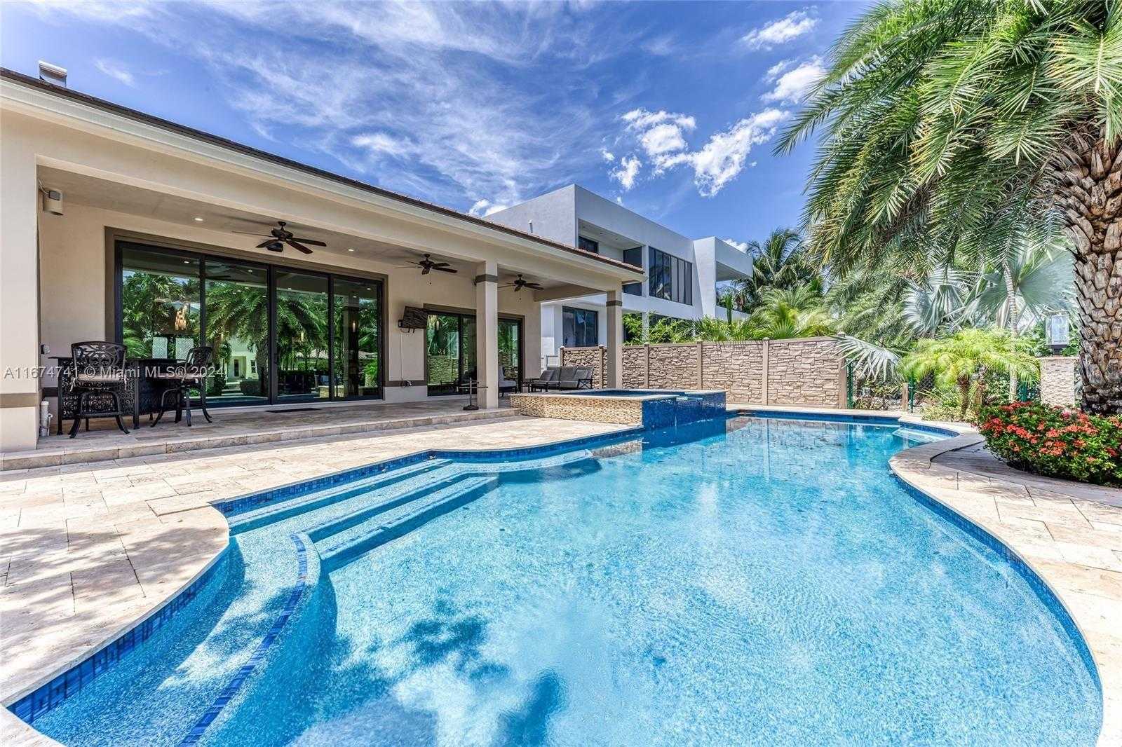 Small Image of 829 PONCE DE LEON DR, Fort Lauderdale Number 34
