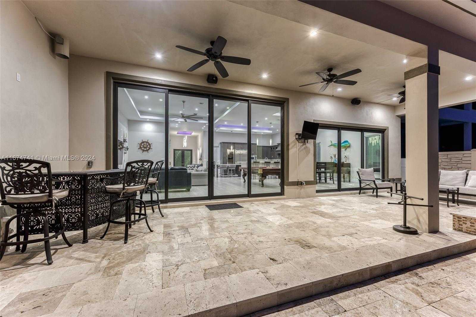 Small Image of 829 PONCE DE LEON DR, Fort Lauderdale Number 35