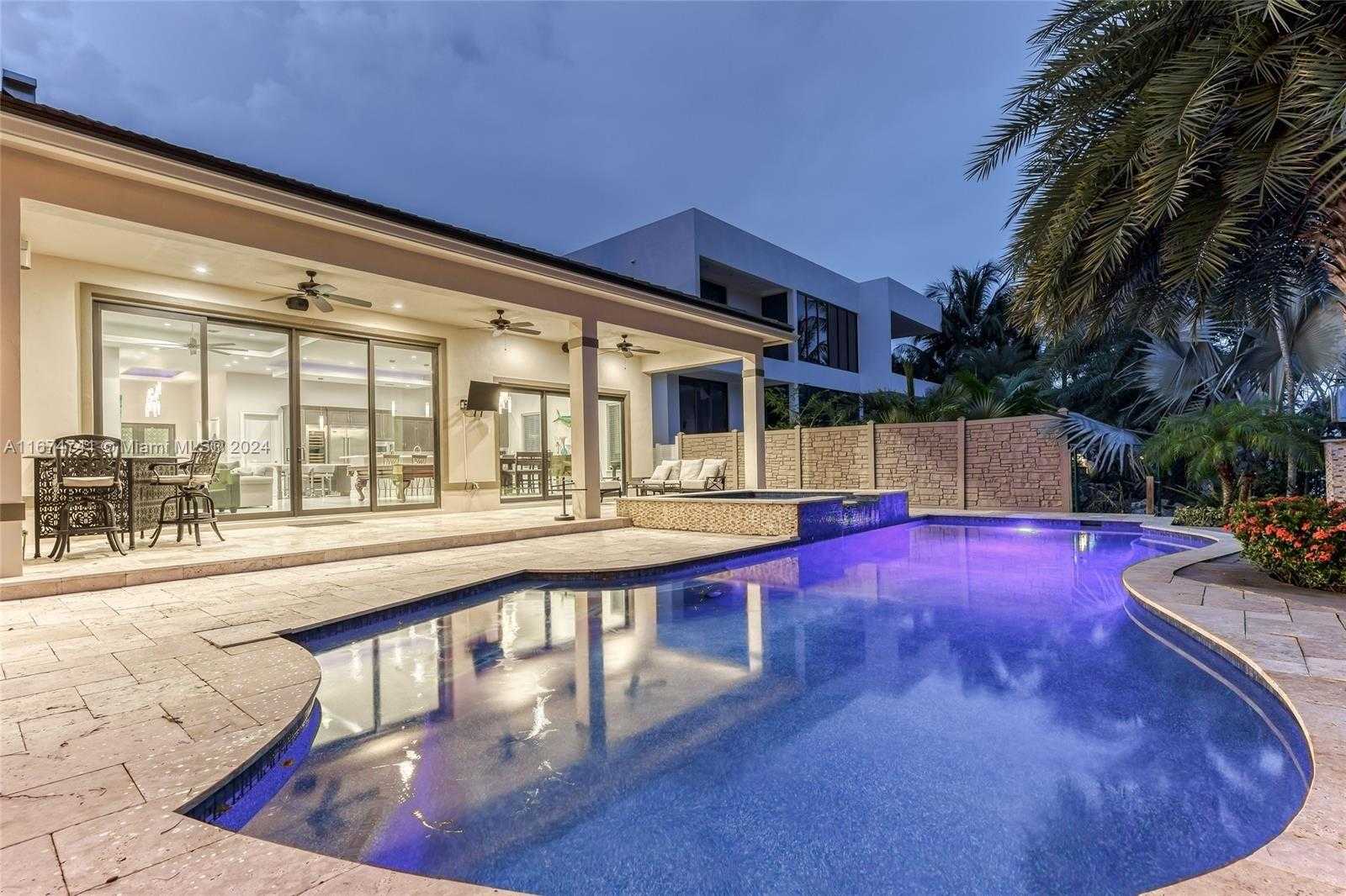 Small Image of 829 PONCE DE LEON DR, Fort Lauderdale Number 39