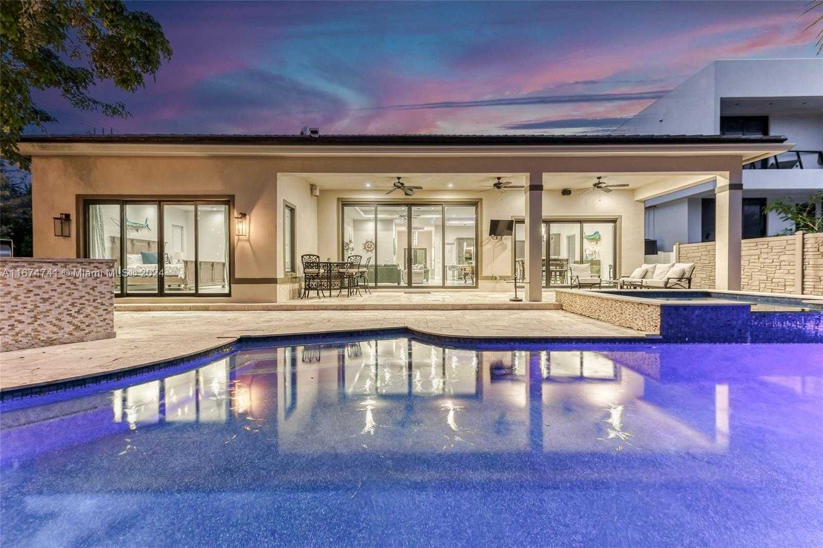 Small Image of 829 PONCE DE LEON DR, Fort Lauderdale Number 42