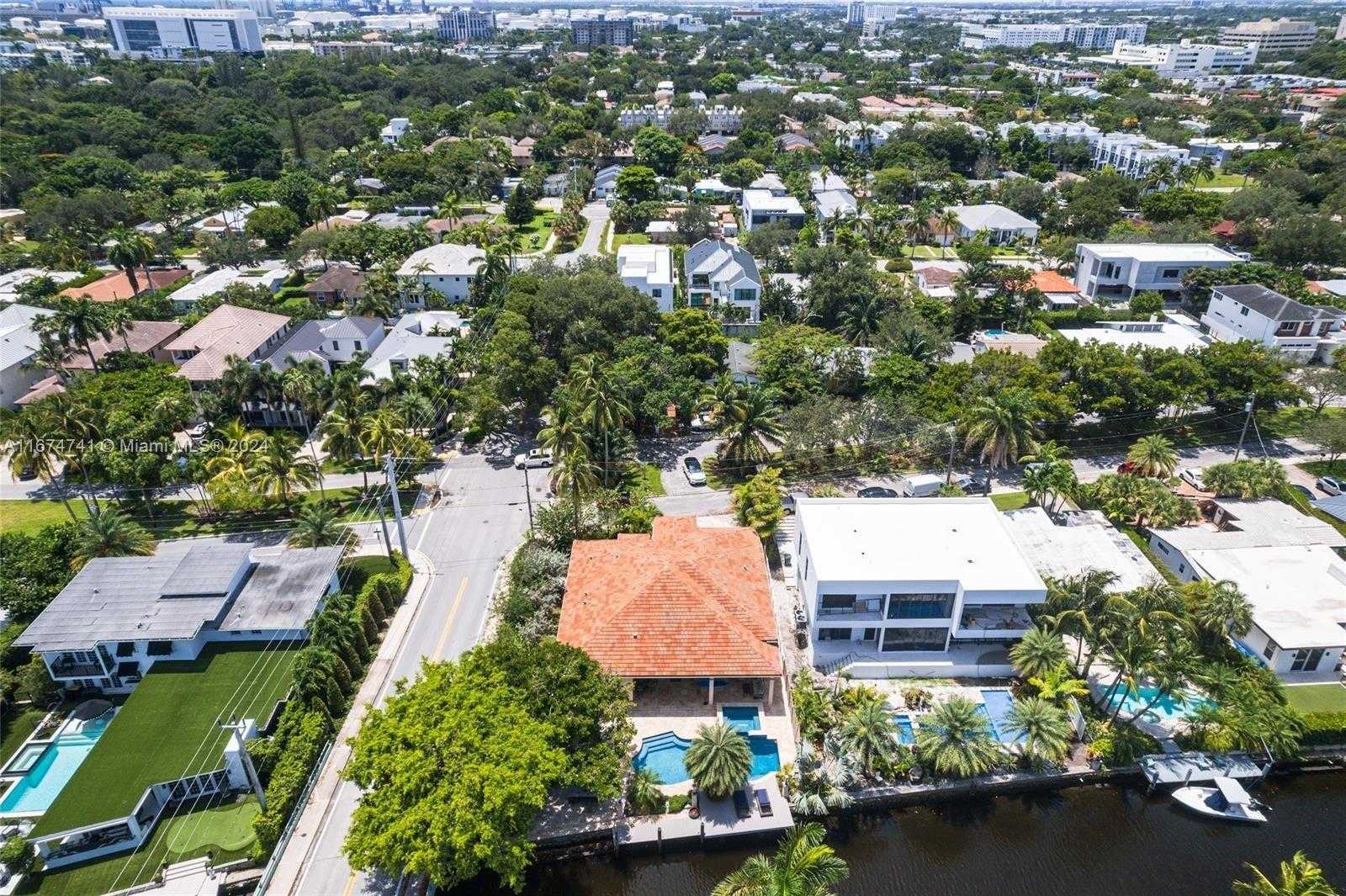Small Image of 829 PONCE DE LEON DR, Fort Lauderdale Number 44