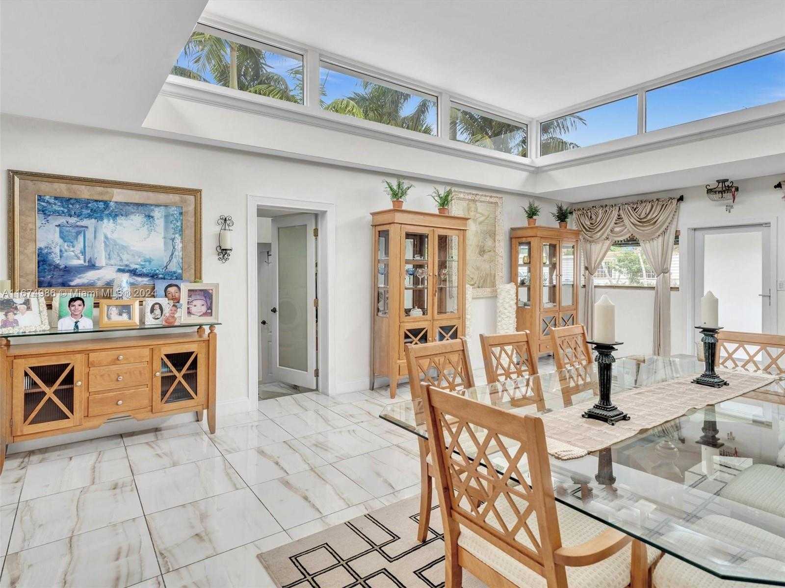 Small Image of 7504 HISPANOLA AVE, North Bay Village Number 13