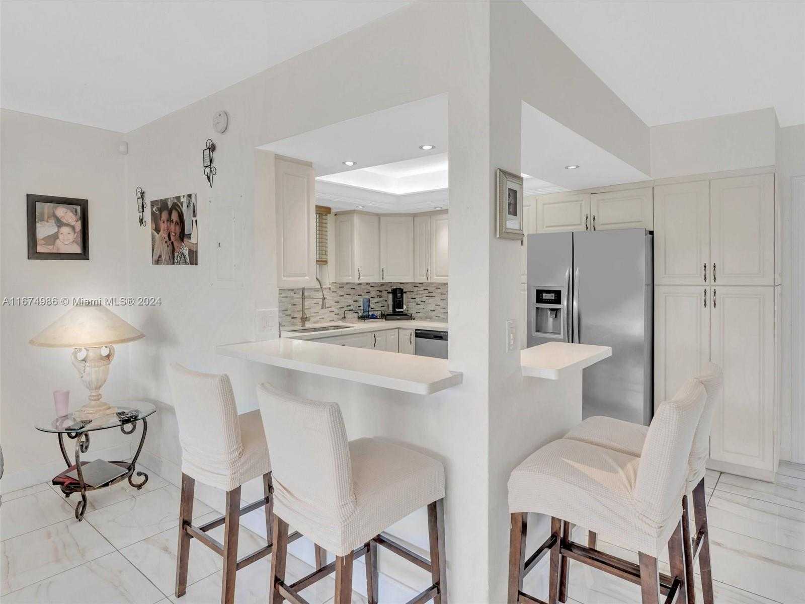 Small Image of 7504 HISPANOLA AVE, North Bay Village Number 24
