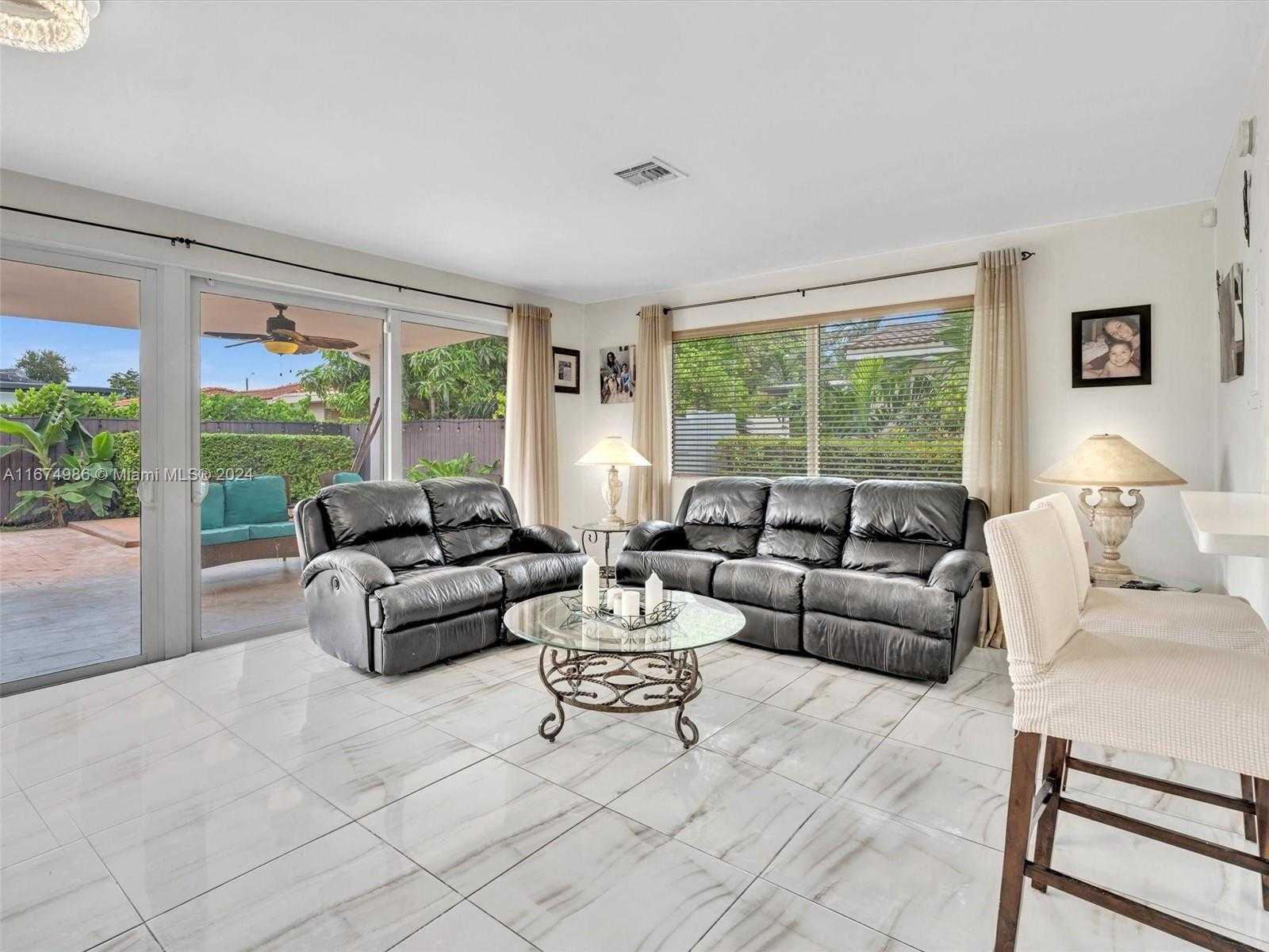 Small Image of 7504 HISPANOLA AVE, North Bay Village Number 26