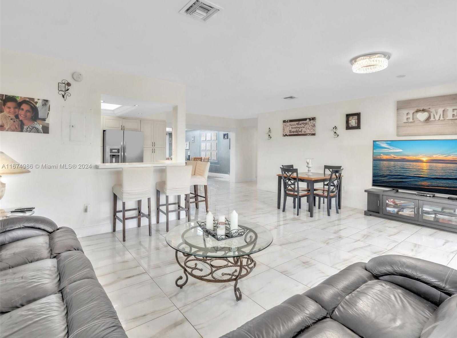 Small Image of 7504 HISPANOLA AVE, North Bay Village Number 28