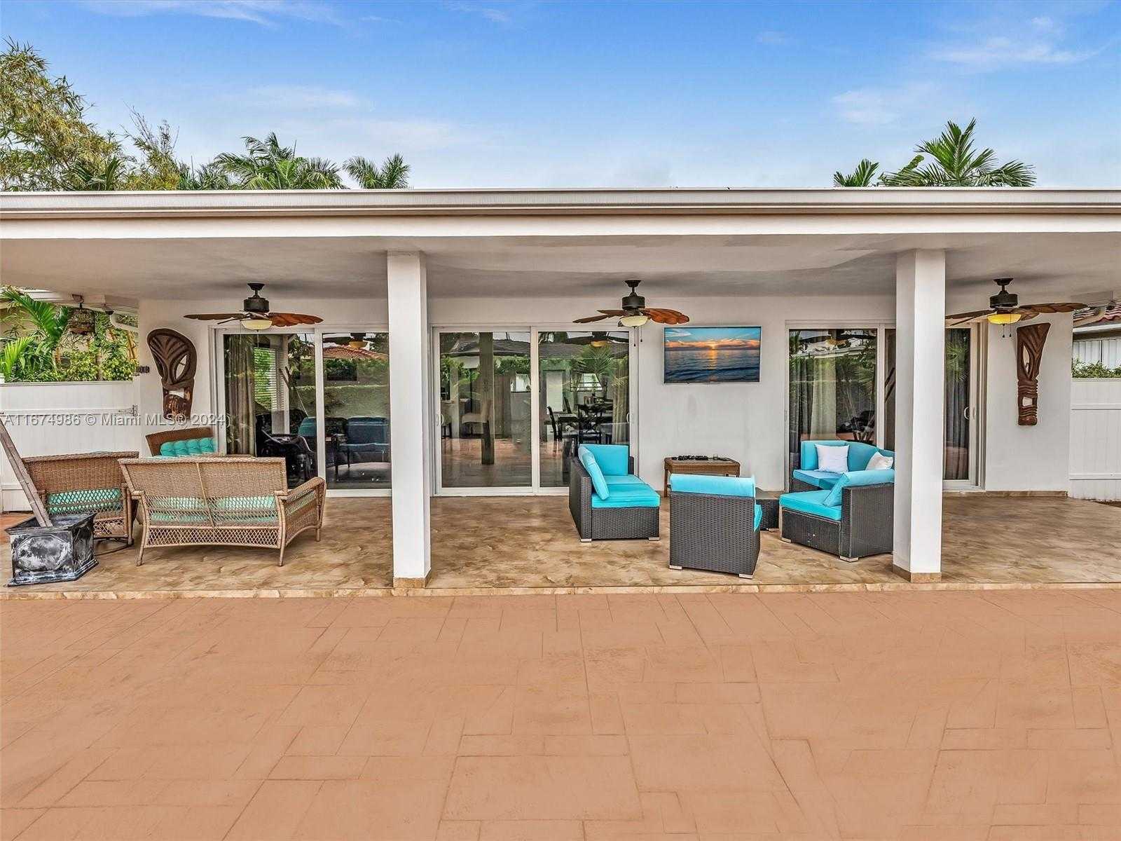 Small Image of 7504 HISPANOLA AVE, North Bay Village Number 58