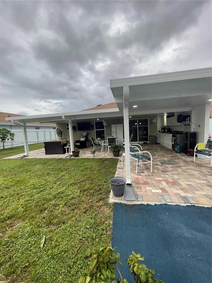Small Image of 1369 RAINBOW AVE, Palm Beach Number 20