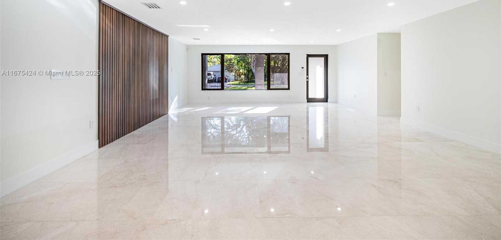 Small Image of 12820 SOUTH WEST 83RD CT, Pinecrest Number 12