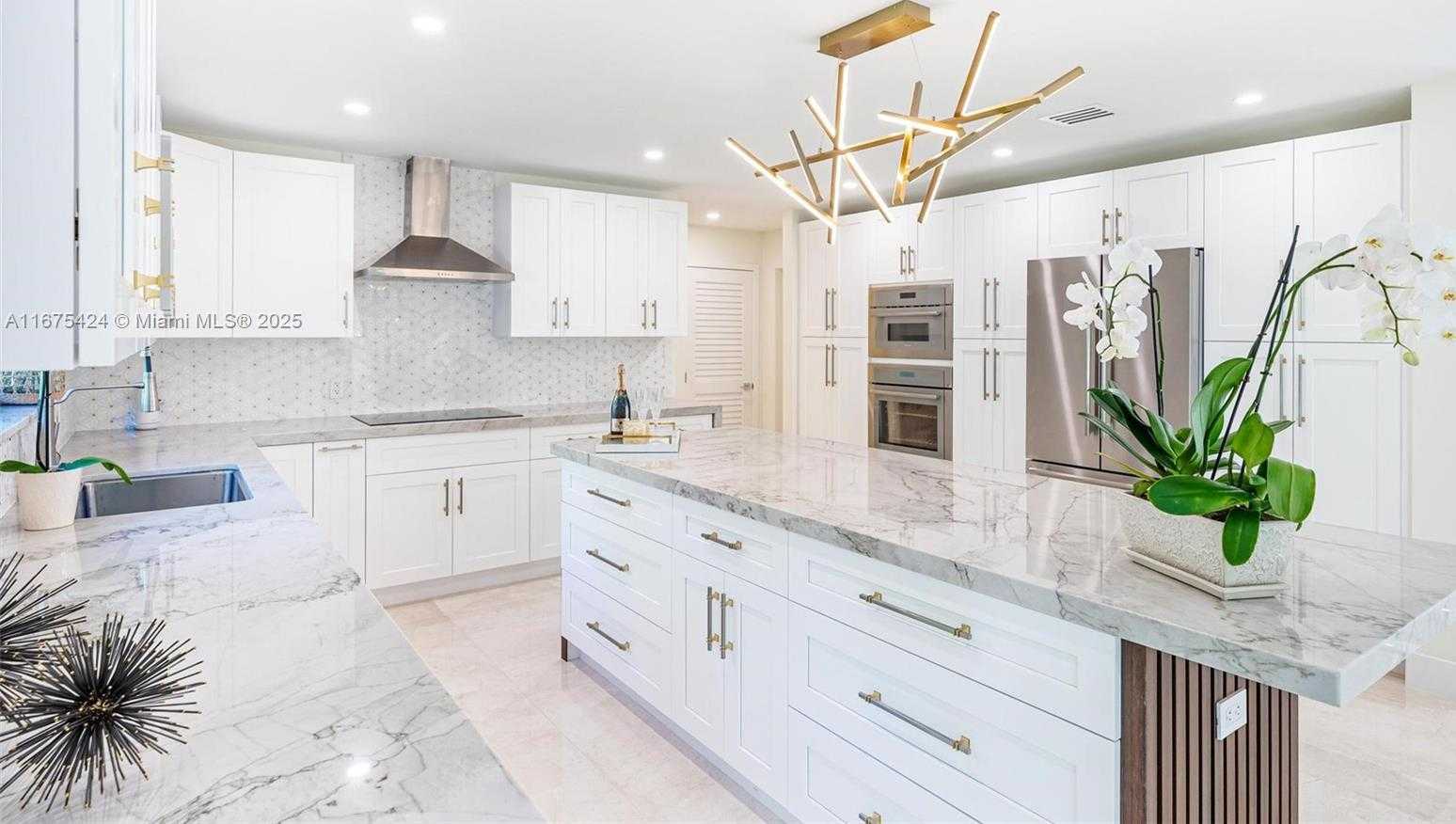 Small Image of 12820 SOUTH WEST 83RD CT, Pinecrest Number 16