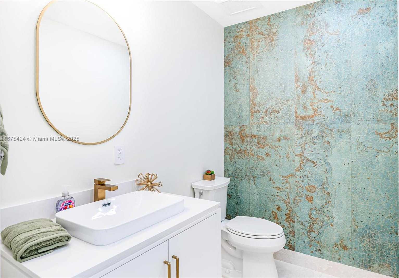 Small Image of 12820 SOUTH WEST 83RD CT, Pinecrest Number 23