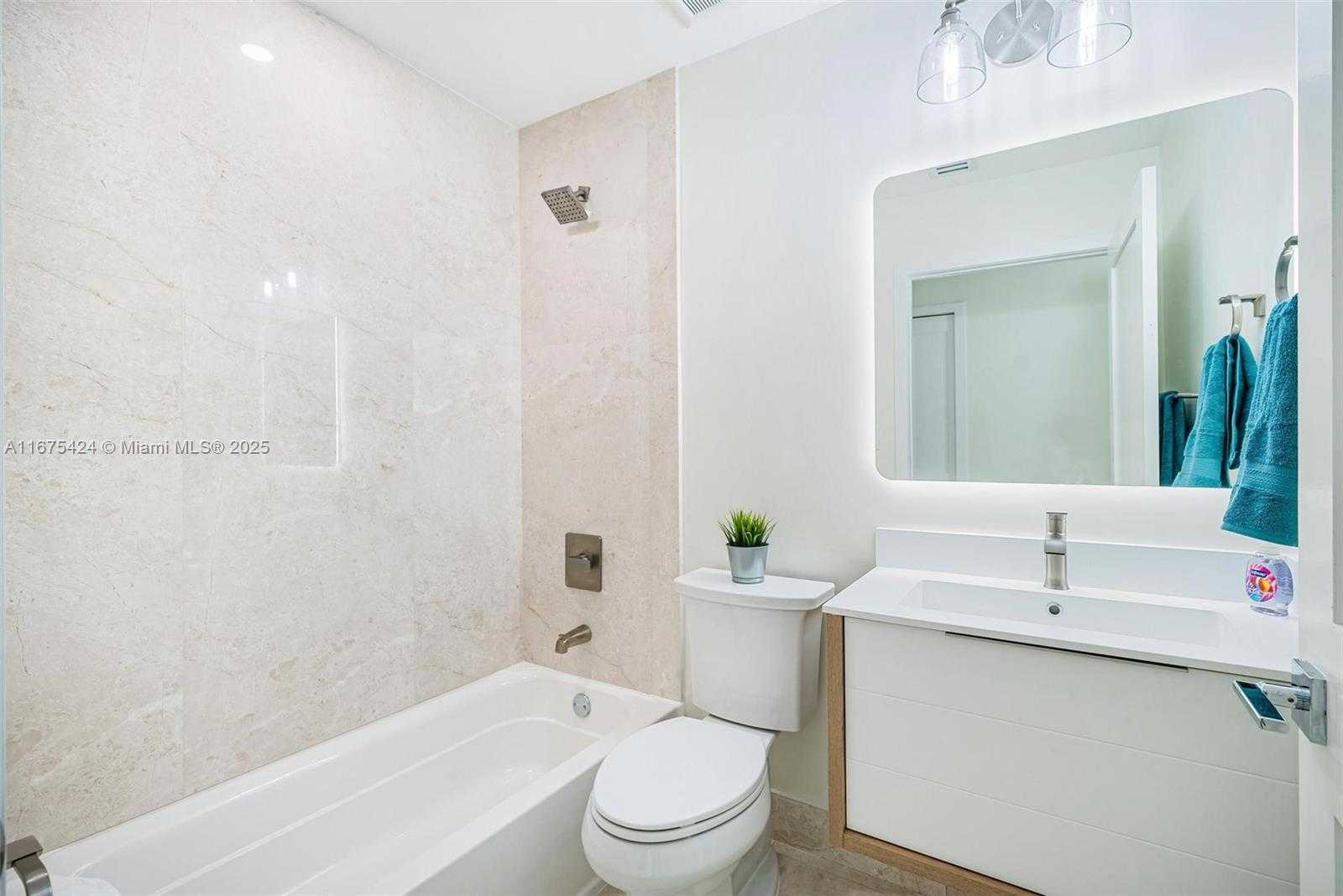 Small Image of 12820 SOUTH WEST 83RD CT, Pinecrest Number 26