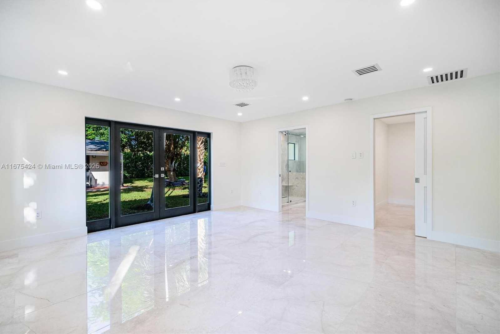 Small Image of 12820 SOUTH WEST 83RD CT, Pinecrest Number 32