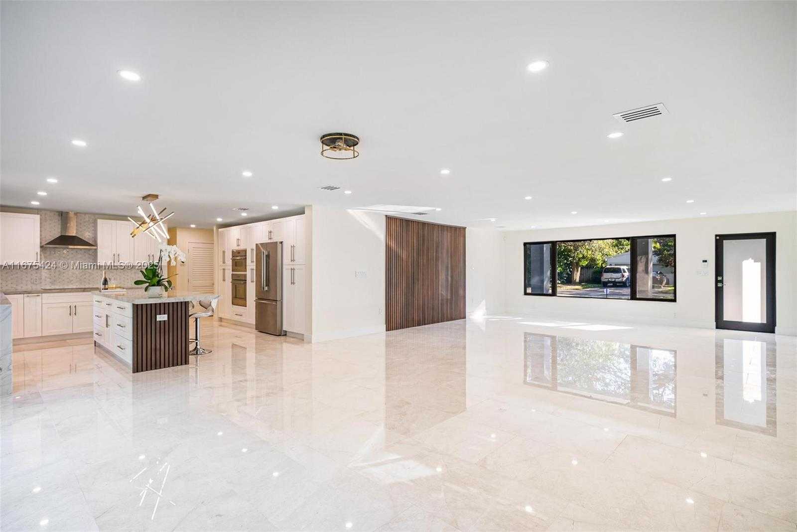 Small Image of 12820 SOUTH WEST 83RD CT, Pinecrest Number 5