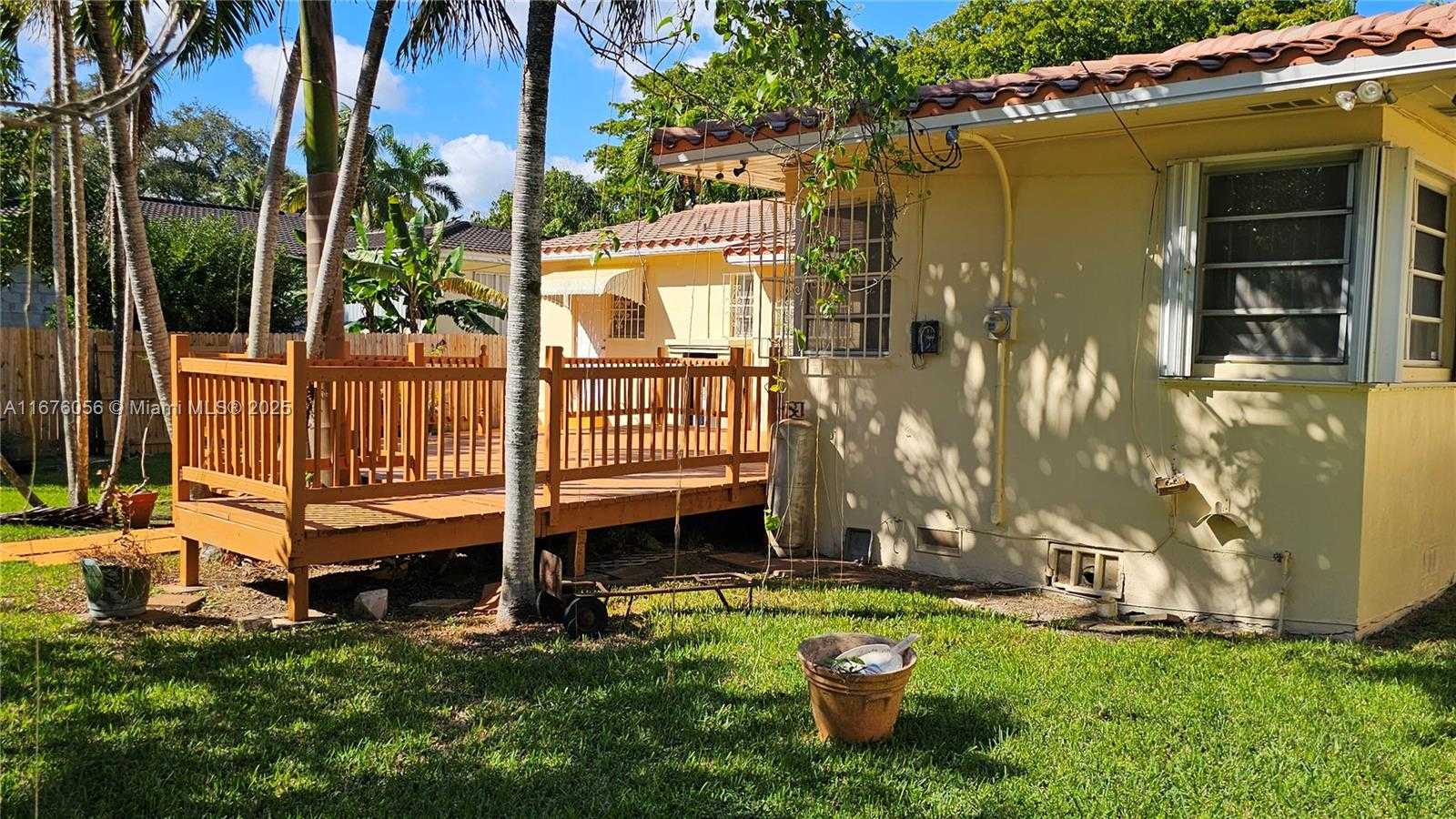 Small Image of 156 NORTH WEST 88TH ST, El Portal Number 10