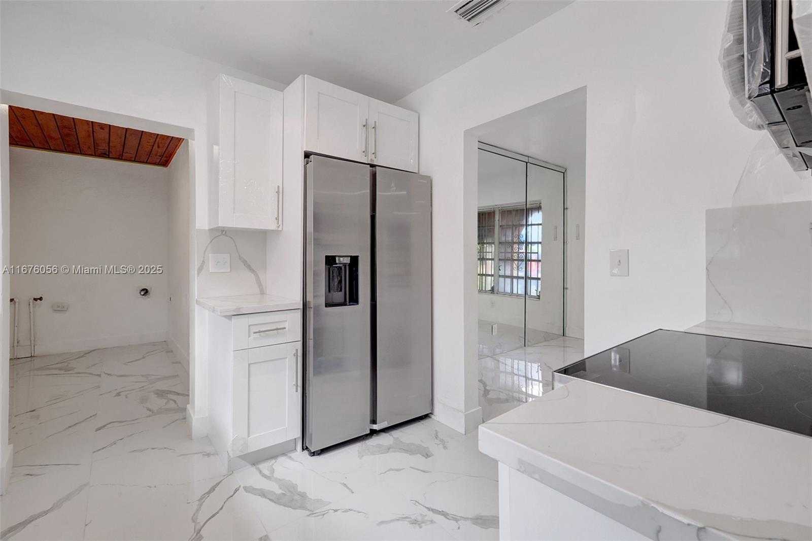 Small Image of 156 NORTH WEST 88TH ST, El Portal Number 7