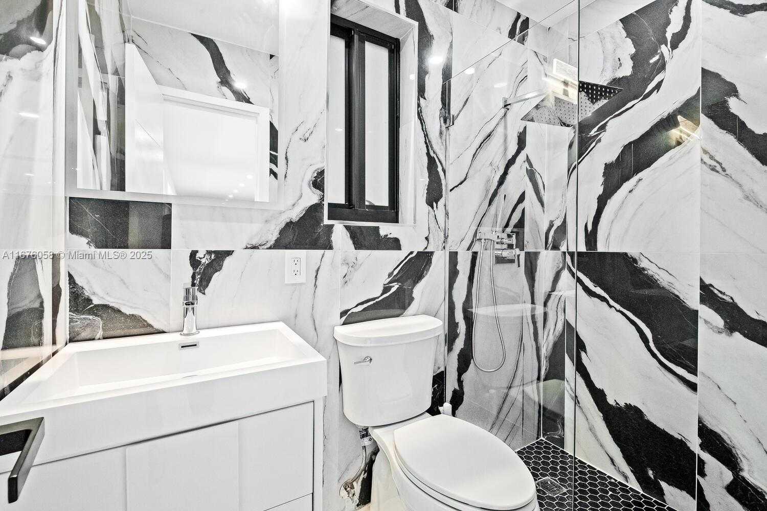 Small Image of 2340 NORTH EAST 194TH ST, Miami Number 6