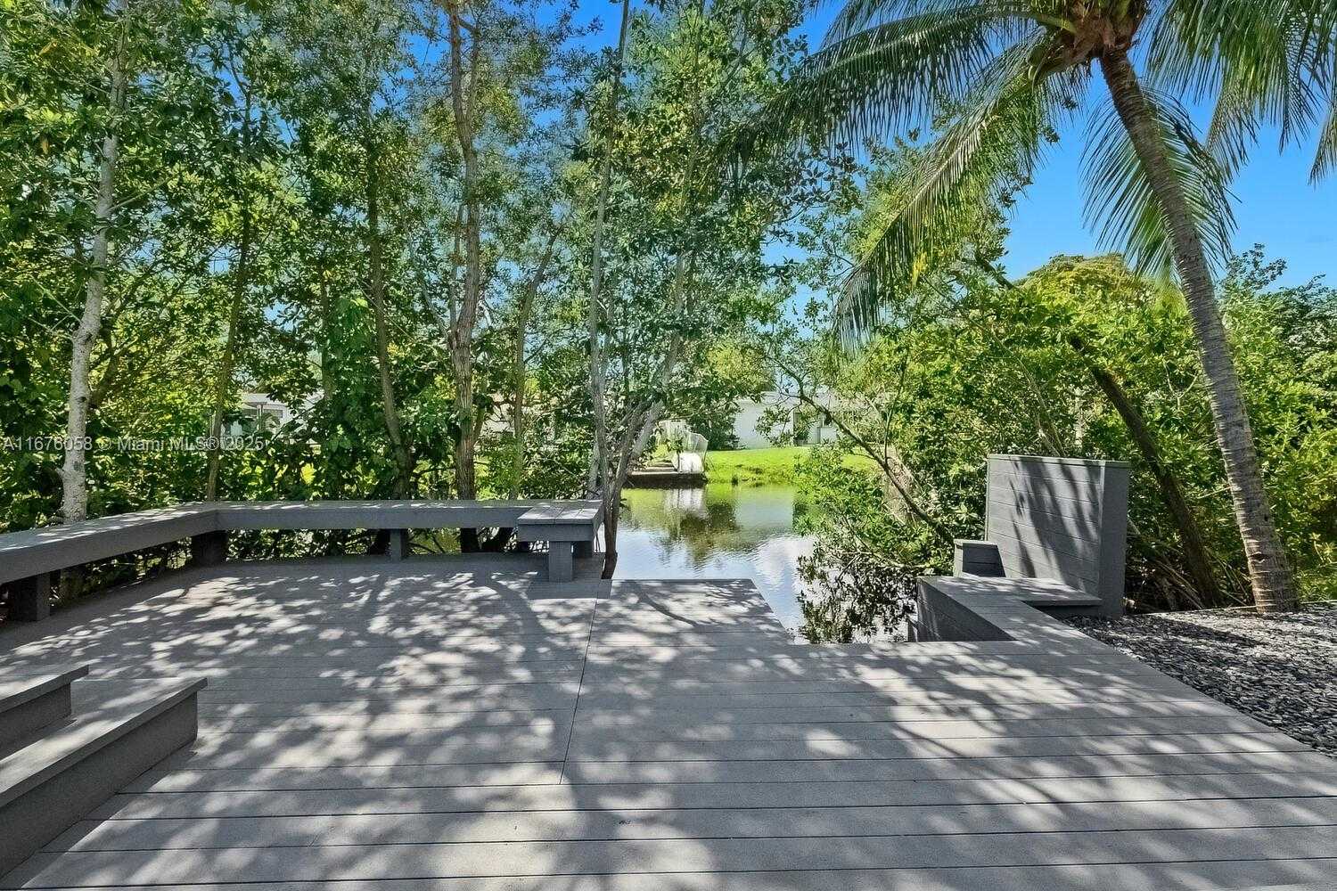 Small Image of 2340 NORTH EAST 194TH ST, Miami Number 8