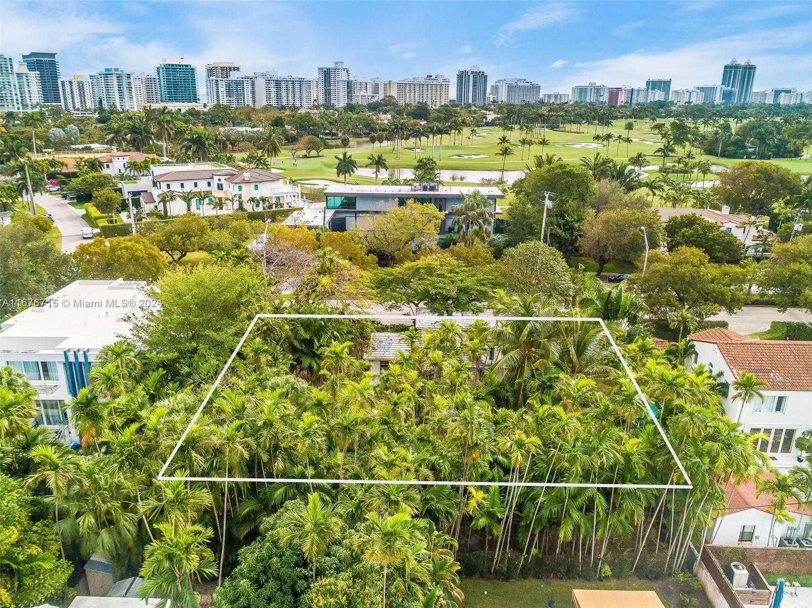 Small Image of 6080 ALTON RD, Miami Beach Number 4