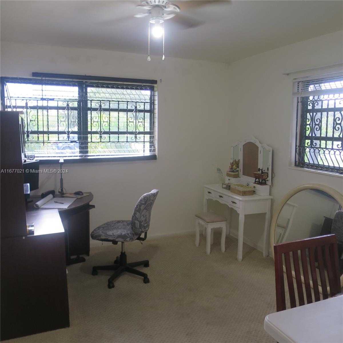 Small Image of 19021 NORTH WEST 12TH CT, Miami Gardens Number 10