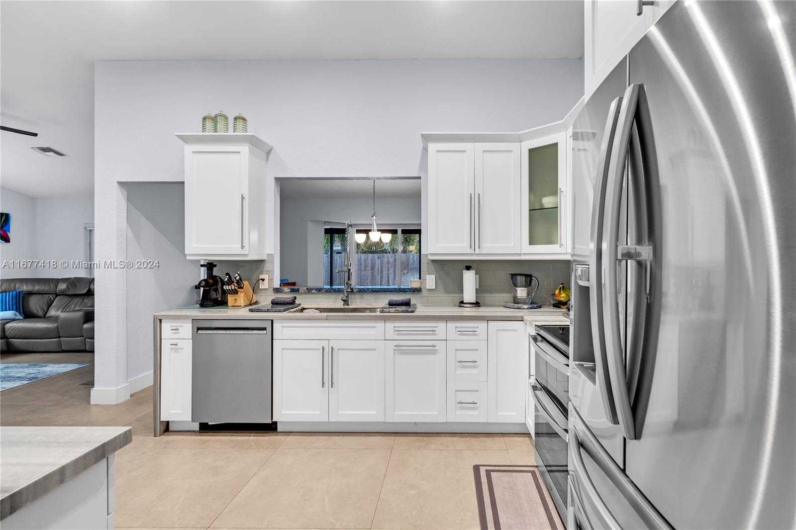 Small Image of 4870 WINKFIELD WAY, Davie Number 12