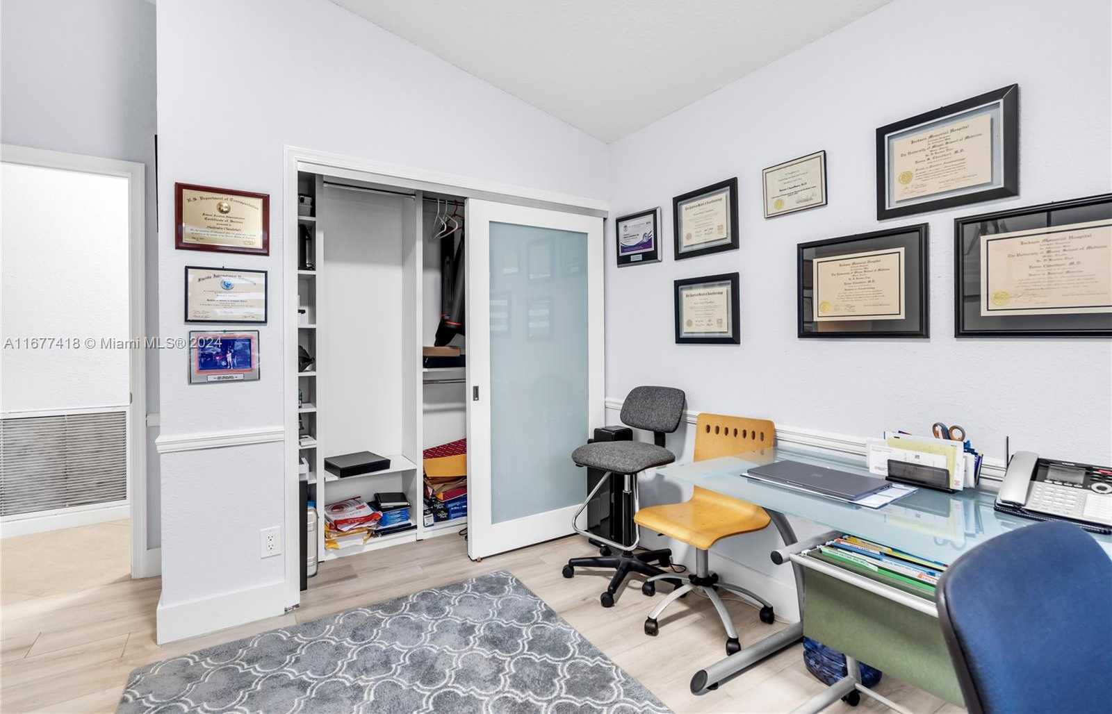 Small Image of 4870 WINKFIELD WAY, Davie Number 28