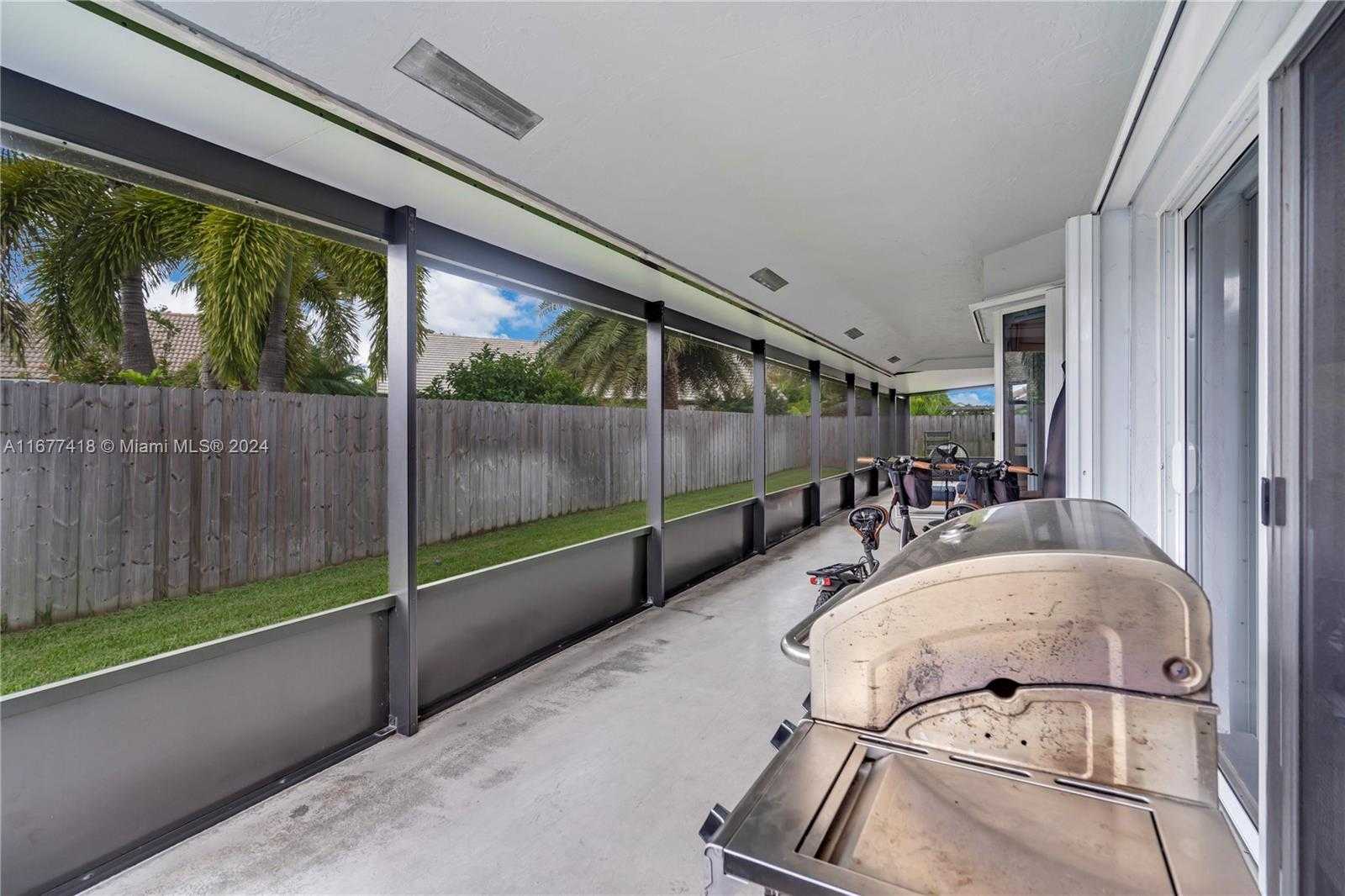Small Image of 4870 WINKFIELD WAY, Davie Number 30