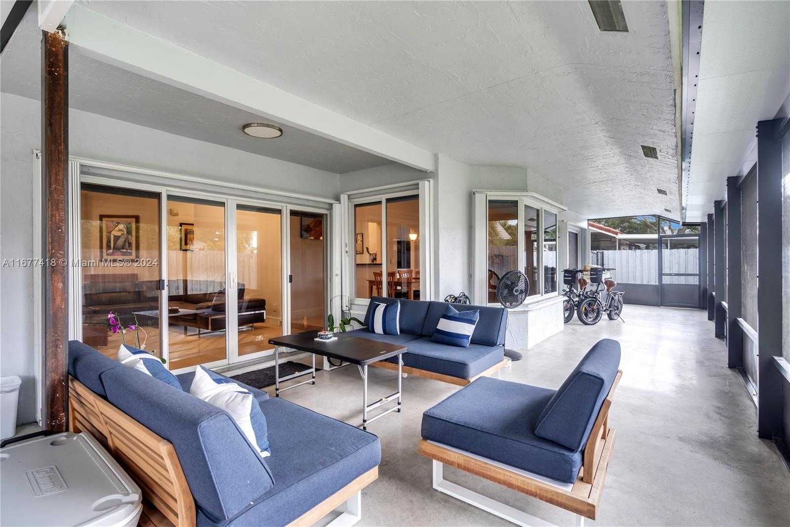 Small Image of 4870 WINKFIELD WAY, Davie Number 31
