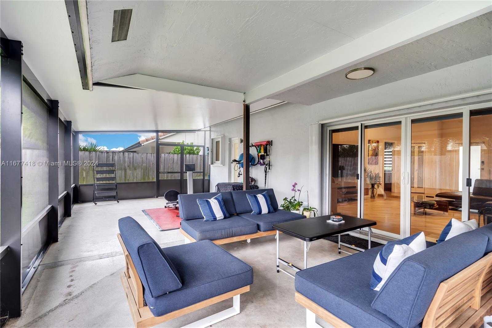 Small Image of 4870 WINKFIELD WAY, Davie Number 32